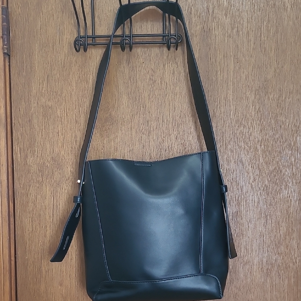 Miztique Black Shoulder Bag with Adjustable Strap